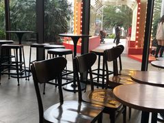 -星巴克臻选(深圳龙华红山天虹店)