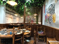 大堂-三里屯土灶炖公鸡地锅鸡(江东店)