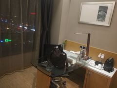 -上海中航虹桥机场泊悦酒店