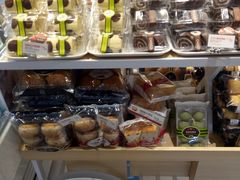 -85度C(生甜甜圈研究工坊·上海平凉店)