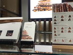 -Laderach 莱德拉(上海环贸iapm店)