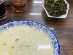 -雪琴面馆富安特色鱼汤面(城中花园店)