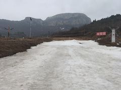 -济南卧虎山滑雪场