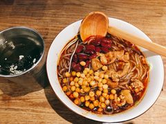老成都手拍肥肠粉-麻婆婆白家肥肠粉(海岸城店)