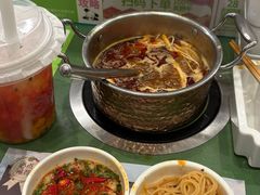 -一围肥牛小火锅(高铁吾悦店)