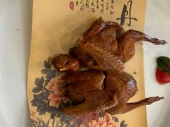 -姜君·千岛湖鱼头馆(浦东大道店)