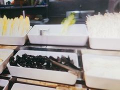 -新艺自助美食城(中山路店)