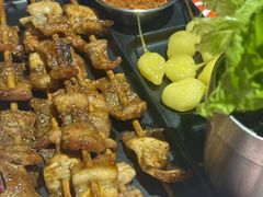 -威记烧嘢·南宁烧烤·超级生牛(绿地店)