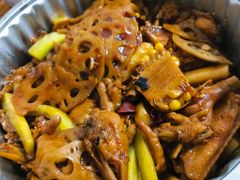 -多嘴超级肉蟹煲(欧亚卖场店)