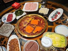 -小天鹅火锅·一线江景洪鼎旗舰店(洪崖洞店)