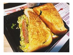 -The Habit Burger Grill 哈比特汉堡(复兴soho店)