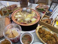 -阿婆情腊排骨火锅(金虹路店)