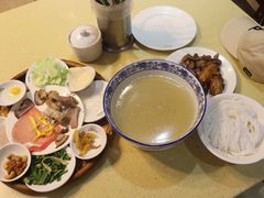 -桥香园云南过桥米线(金马碧鸡店)