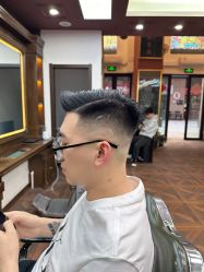 -贝勒爷专业男发