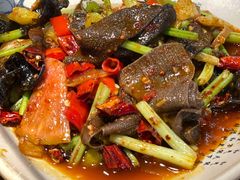 -肖四女乐山跷脚牛肉(世博源店)