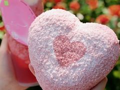 爱心芝士火龙果面包-奈雪的茶(宝龙一城店)