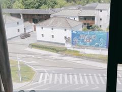 -铂逸梦秦酒店(横店梦幻谷店)