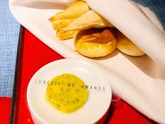 -弦月窗LUNETTE BY AMANDA(复兴路店)