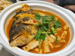 砂锅鱼头-小菜园新徽菜(南京秦淮龙蟠汇店)