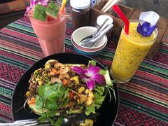 -Tikky Cafe