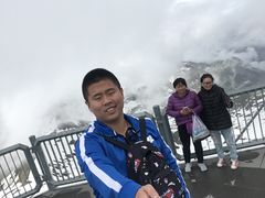 -希尔特峰