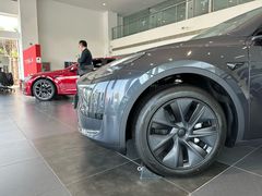 -TESLA 特斯拉(北京南四环中路特斯拉中心)