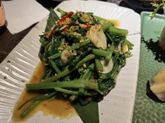 -泰傳奇