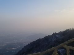 -鬼笑石后山停车场