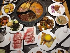 -火锅岛潮牌自助餐厅(天津天佑城店)