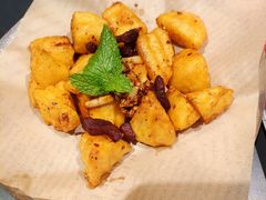 -由衷贵州酸汤牛肉火锅(新桥店)