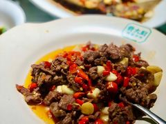 -费大厨辣椒炒肉(万家丽一店)