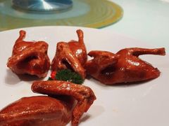 烤乳鸽-利苑酒家(金宝店)