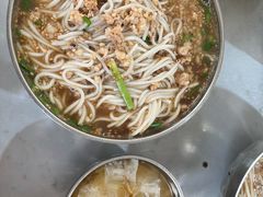 -正宗杨记普洱酸醋米线(总店)