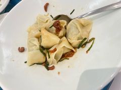 开洋葱油馄饨-圆苑(静安寺店)