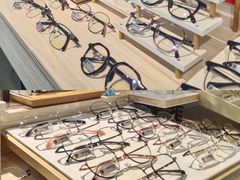 -Trend1881视光·蔡司视觉(领展广场店)