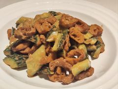 黄瓜拌油条-金春禧(世茂国际广场店)