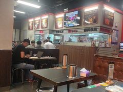 -许哥东北烧烤·铁丳烤串·宫后夹肉(繁花中心店)