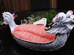 鸿运龙船-鲁西肥牛(九方购物中心店)