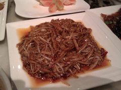 鱼香肉丝-功德林(南京西路店)