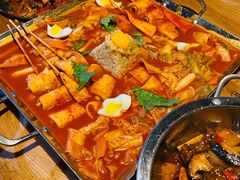 鱼饼火山炒年糕-包装马车·韩国料理·포장마차