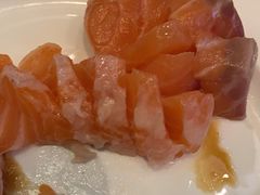三文鱼刺身-新发展亚太JW万豪酒店·福苑咖啡厅