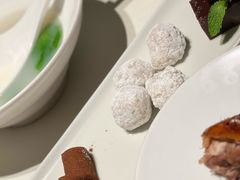 -四季民福烤鸭店(外滩外白渡桥店)