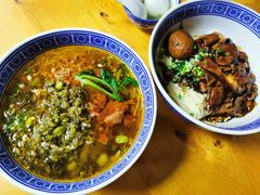 辣肉面-沪西老弄堂面馆(定西路店)