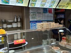-陇上全荟兰州传统牛肉面(延吉路店)