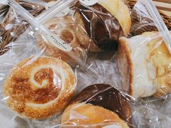 -焙丽拾光(麦凯乐直营店)