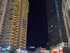 -观音桥步行街