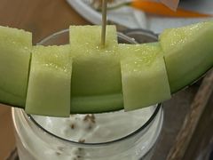 -Mark&Mars Restaurant