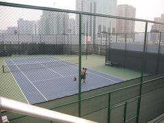 同层还有网球场-广州粤海喜来登酒店