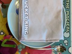 -水桶王国主题餐厅·聚会·生日派对·亲子活动·家庭套餐(亚龙湾希尔顿店)