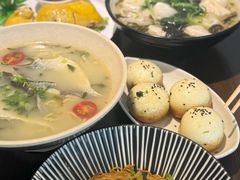 -玖鲜小笼(中山广场店)